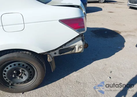 2010 Honda Accord 2.4 Lx z USA, uszkodzony, nr VIN 1HGCP2F36AA021471